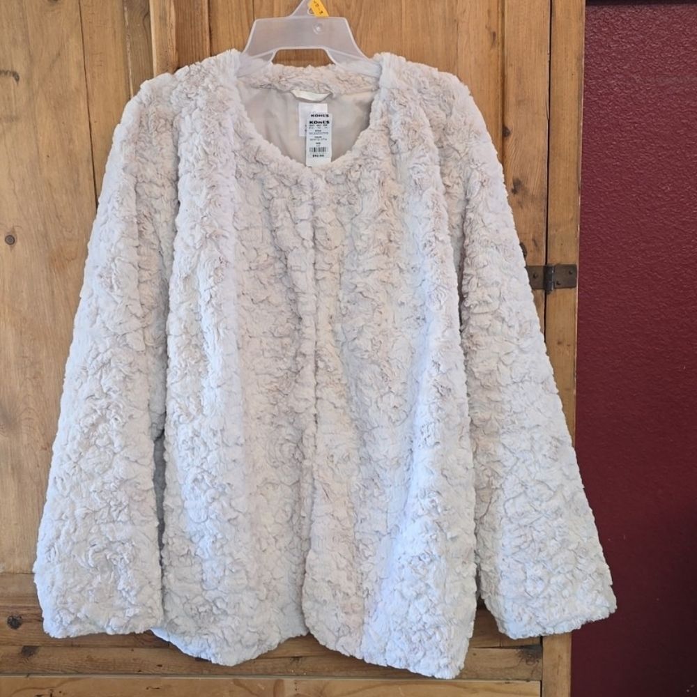 Lauren Conrad Soft Faux Fur Jacket Pockets - White    NEW WITH TAGS